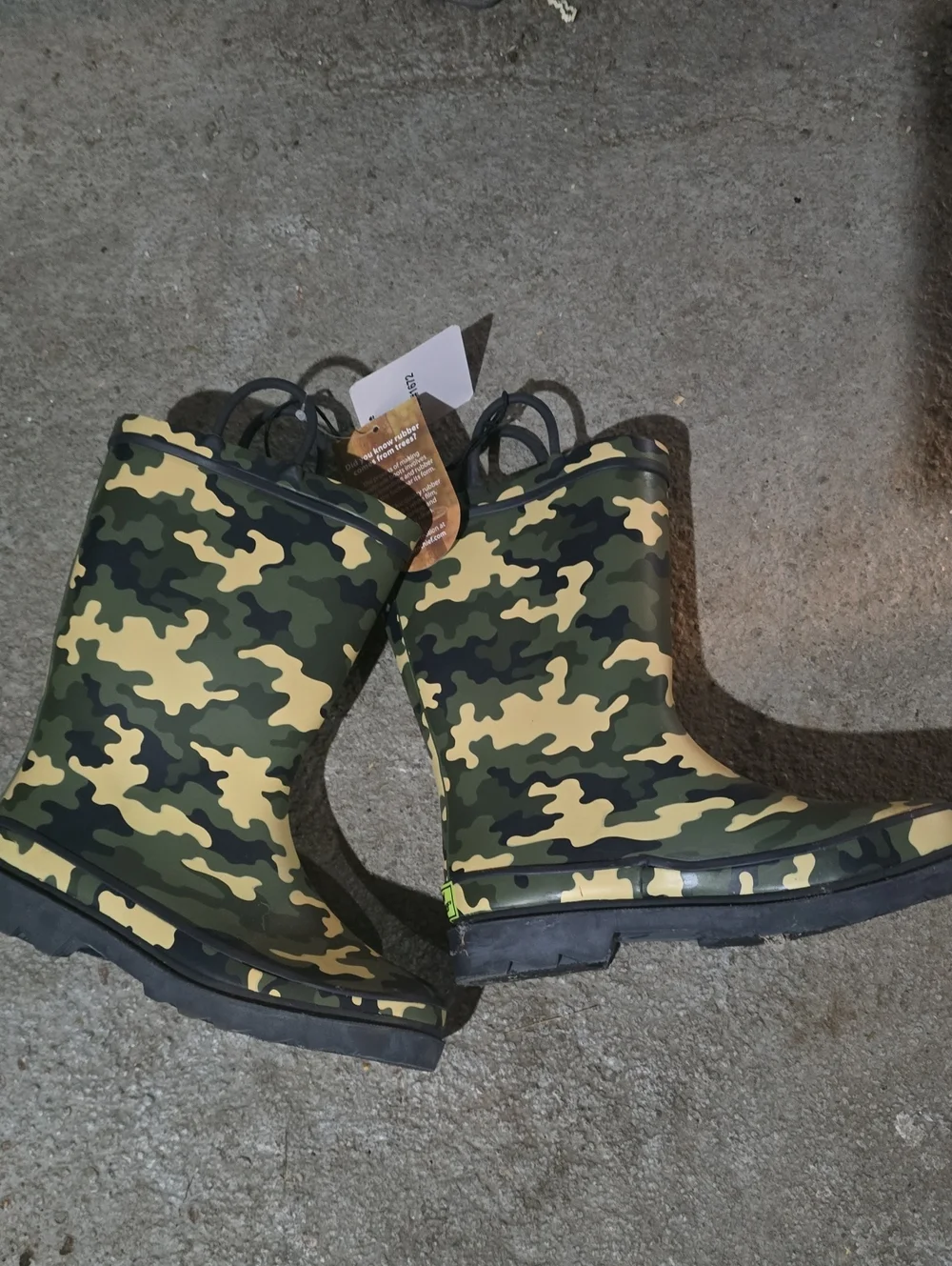 Western Chief Kids Camo Rain Boots in Green and Tan